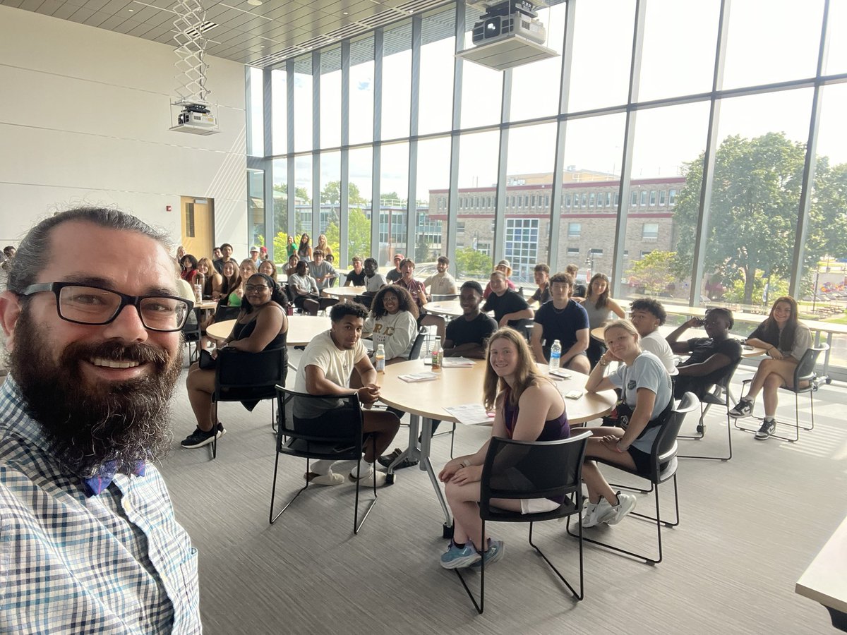 Look at all these first-years at <a href="/RICNews/">Rhode Island College</a> Welcome Weekend! Can’t wait to meet &amp; see how they all get involved with OBOM!