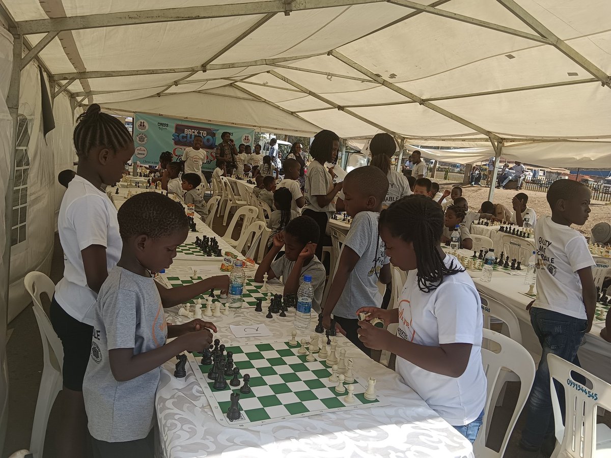 dadazchess's tweet photo. Today was massive @dadazchess ..The back to School Chess tournament in Lilongwe sponsored by @zimpertec and @vitalitemw  was great . Graced by the Hon minister of Sports, Uchizi Mkandawire, PS Sports, Chief Science & Innovations Officer,@MalawiChess President ,deputy Director  of sports in schools @MaryWayaNetball ,dear parents ..The tournament was possible with  Chesssets distributed by @thegiftofchess. Kids had super fun and @dadazchess kids won position 1- 4 in U10 category and gold medal for U16 category .