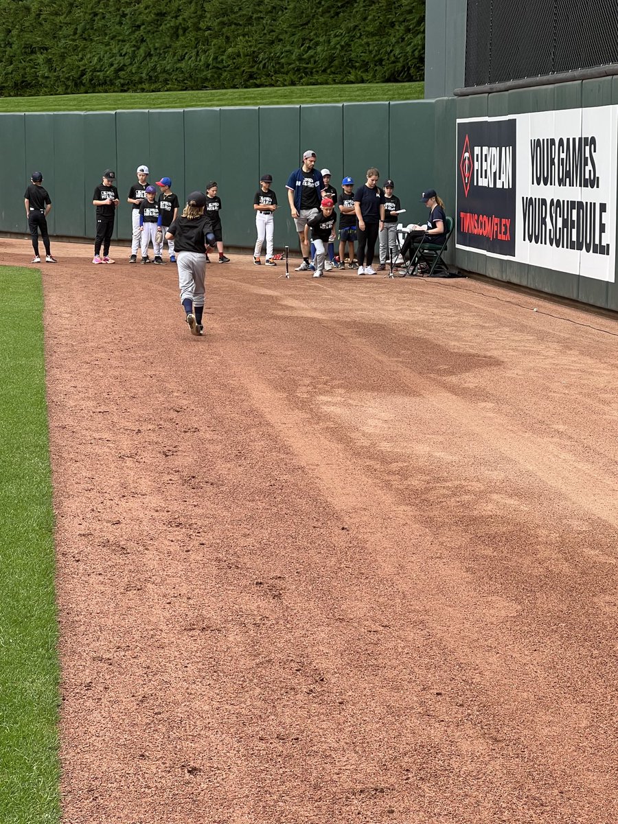 Bert Blyleven tweet media