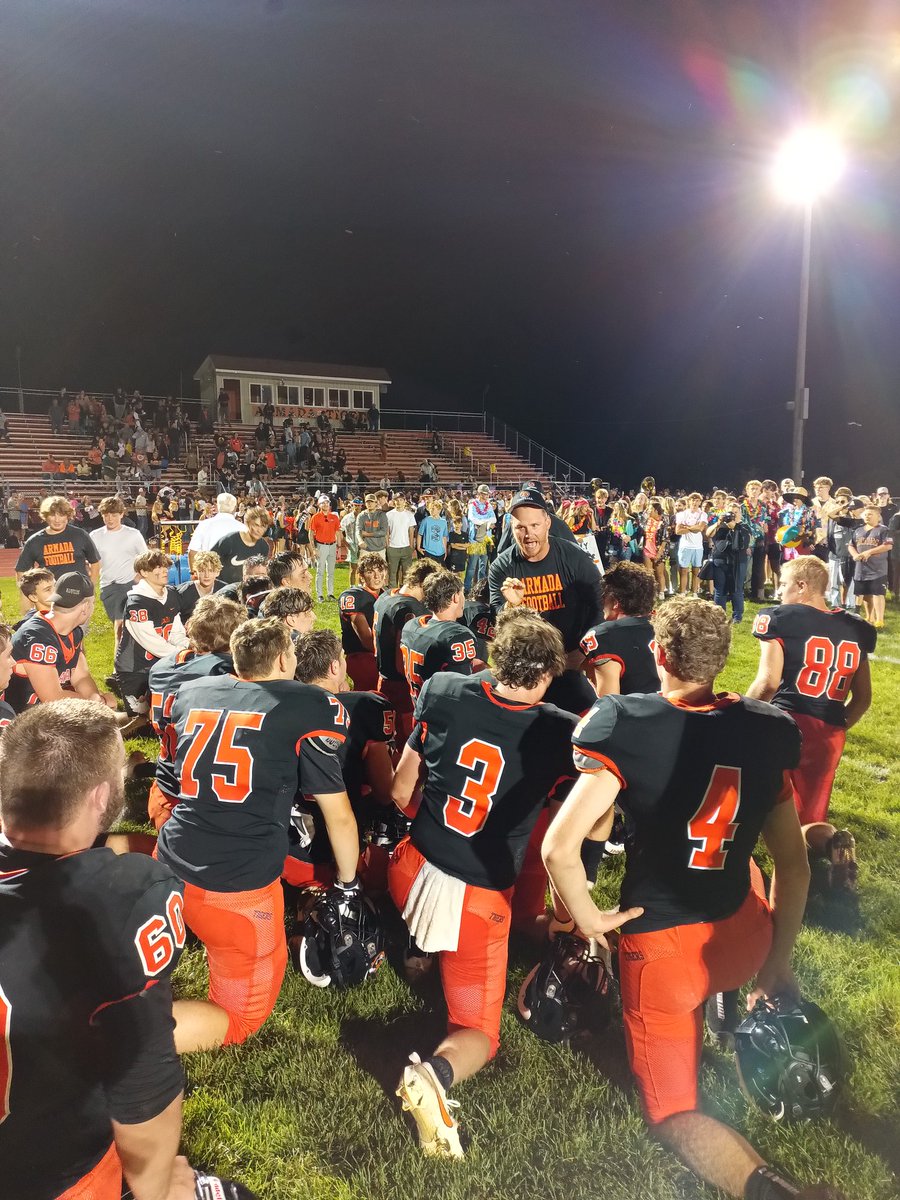 MillerSportsTi1's tweet photo. Armada has a good young squad in 2023. Head Coach Kyle Rowley shown me good impression once again. Get a 40-20 win over the Marine City Mariners at home. https://t.co/4mq9HI5ofQ