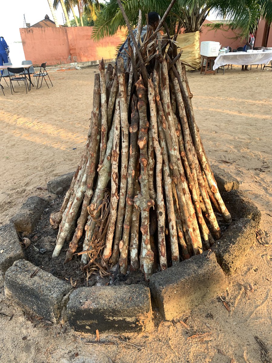 BamNation6's tweet photo. The Bonfire has been set up #ThelakesideParty23 🔥🔥🔥🏝🏖🍾🥂🍸🫶💯 https://t.co/L8oArFPBuq