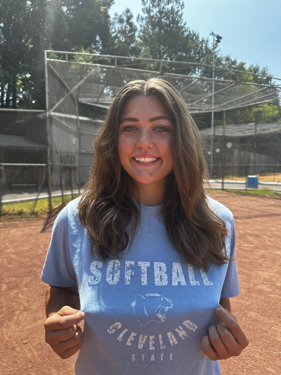 AllisonMcd0728's tweet photo. I would like to announce my commitment to @CS_Athletics softball!! It has been such a journey and challenge to get to where I am now, thank you @MoJoWall and Hixson high school athletics, and my dad for helping me to where I am today!! Can’t wait to be on the field!! Go Cougars! https://t.co/V9UtPjwEMh