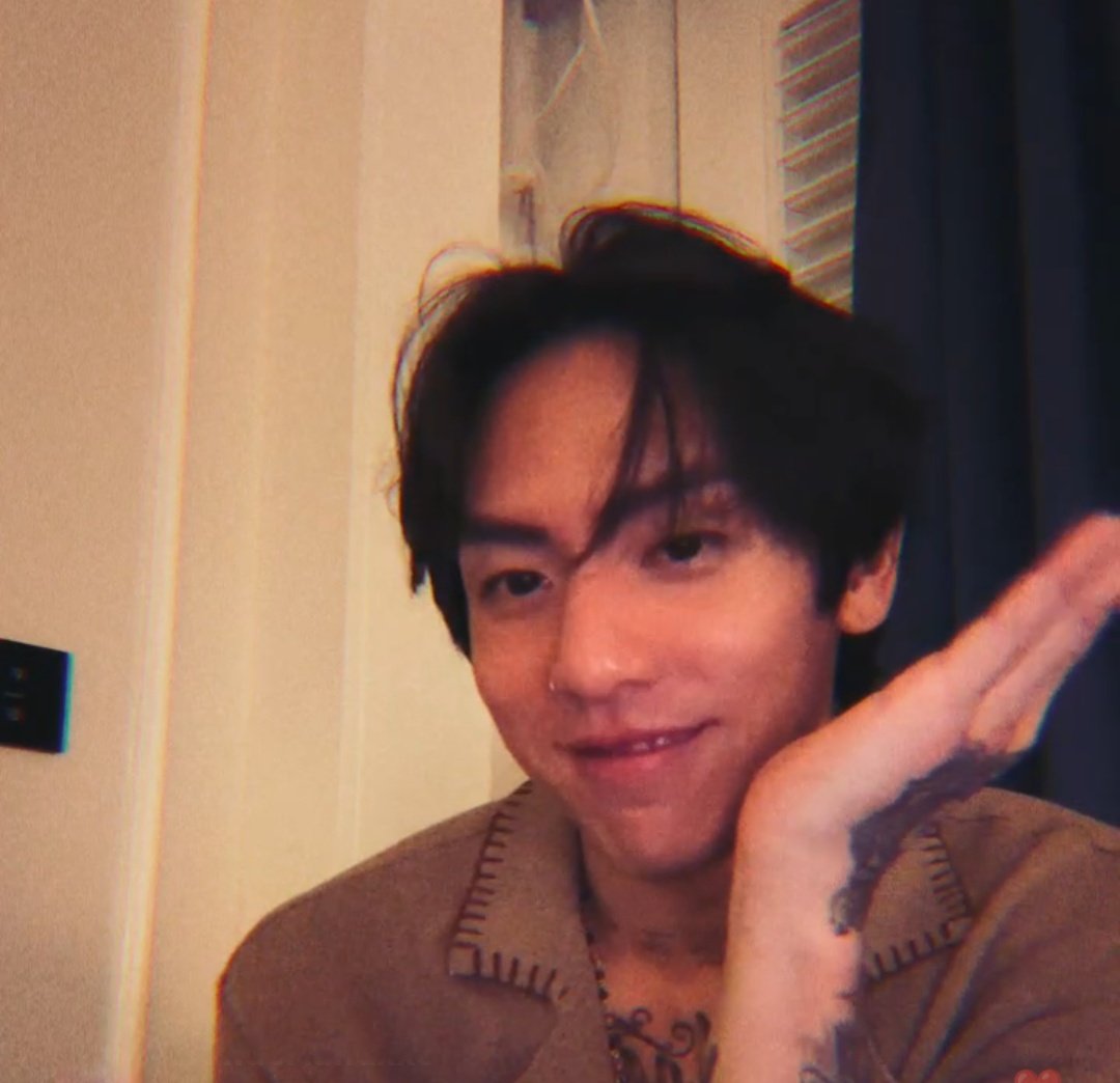 dprianlovebot's tweet photo. HE'S BACK https://t.co/ltzdiSF5g1