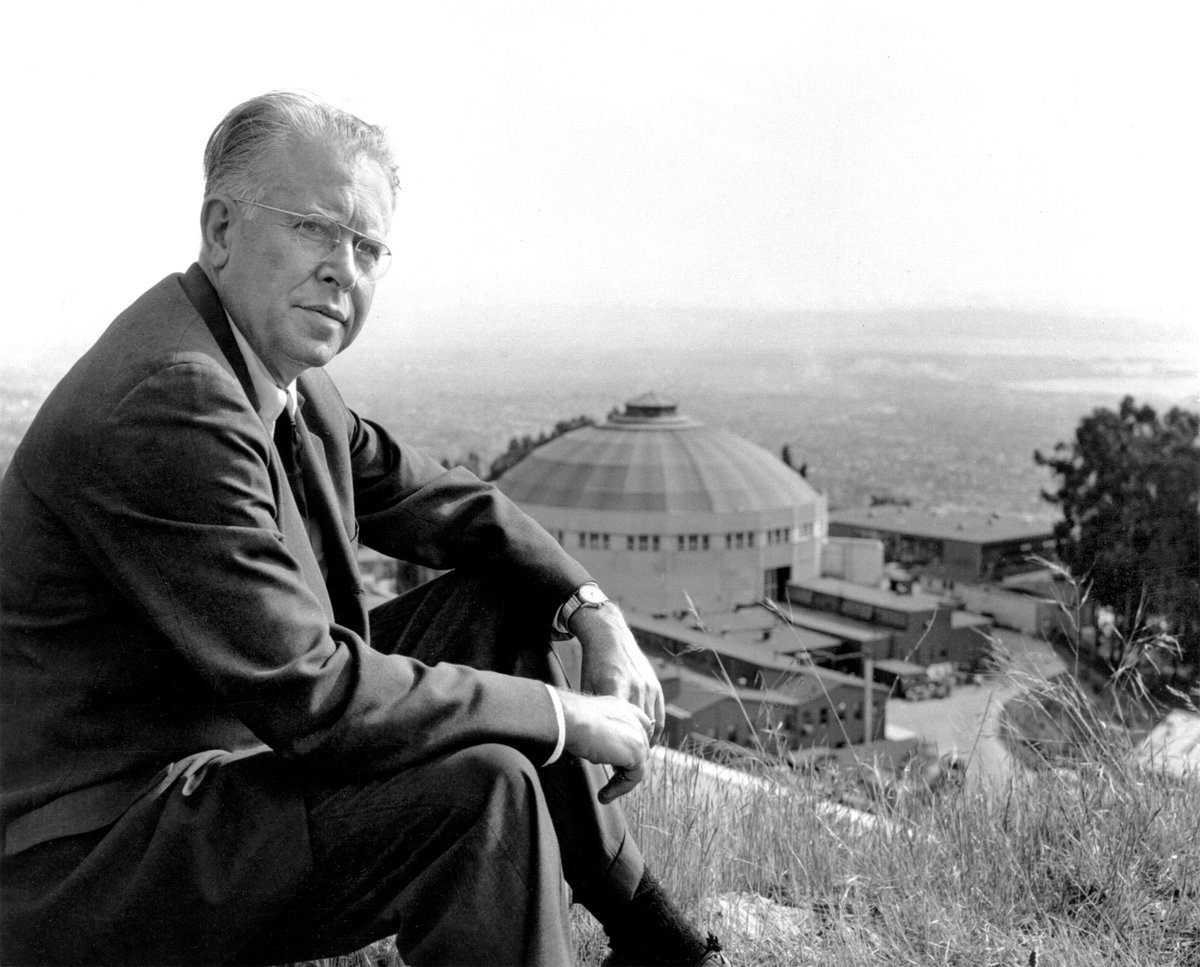 BerkeleyLab's tweet photo. It's our 92nd birthday! 🥳 Known as Founder's Day, it marks the date in 1931 when our founder, Ernest O. Lawrence, received permission to open up a lab to pursue his studies of #ParticleAcceleration.

📸 Lawrence looking over the lab with the 184-inch cyclotron in the background. https://t.co/Os8D4qer2w