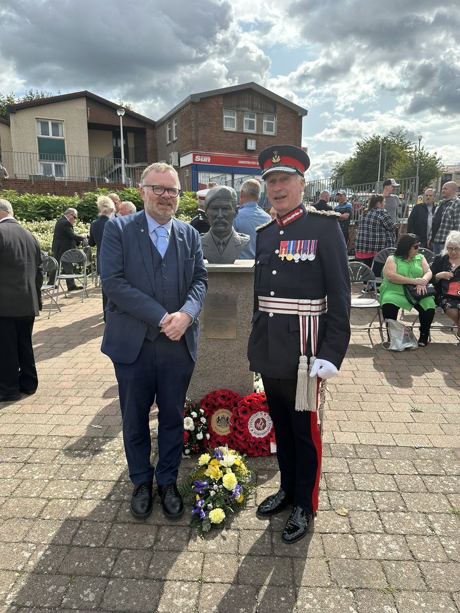 AncreSommeScot's tweet photo. Thanks to @MartynDaySNP for supporting our annual event at Laurieston today #ArmedForces #SFUK #SpecialForces https://t.co/z8rXexnMqG