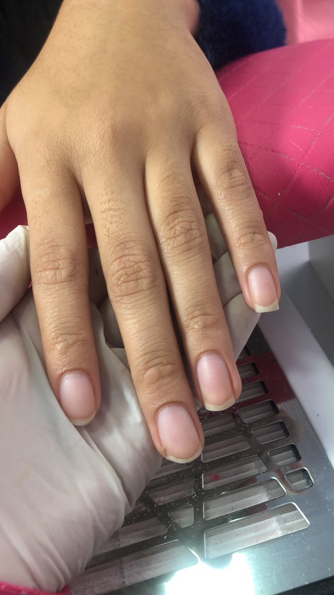 _annemoraess's tweet photo. Aplicação de fibra de vidro 
Antes e depois 💖 

Babycolor &amp; Encapsulada 

#alongamentodeunhas #unhasemgel #gelnatips #fibradevidro #esmaltacaoemgel #decorada #rosa #unhas #nail #naildesigner #unhasbrasil https://t.co/OLGkpfloyY