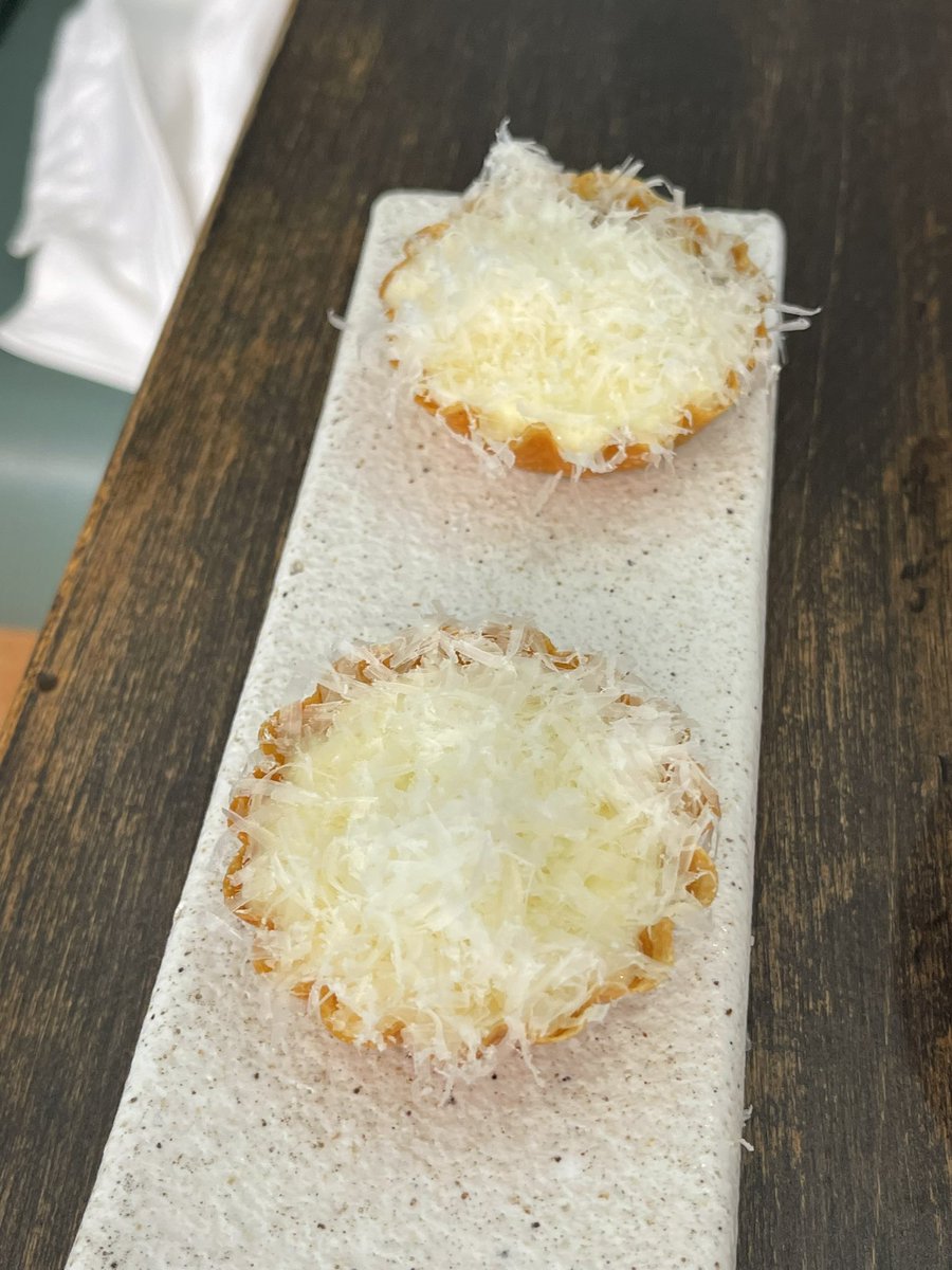 Food_A4thought's tweet photo. Multiple Plates of delight from today’s lunch at @HeaneysCardiff
Scallop & Beef Fat, Cured Gurnard, Beef Shortrib with Nori Cracker & Tartare and Cheese Tartlets
#Heaneys #MichelinGuide #Scallop #Dashi #BeefFat #Gurnard #Ginger #BraisedShortRib #Tartare #CuredGurnard https://t.co/i9s1KYy77K