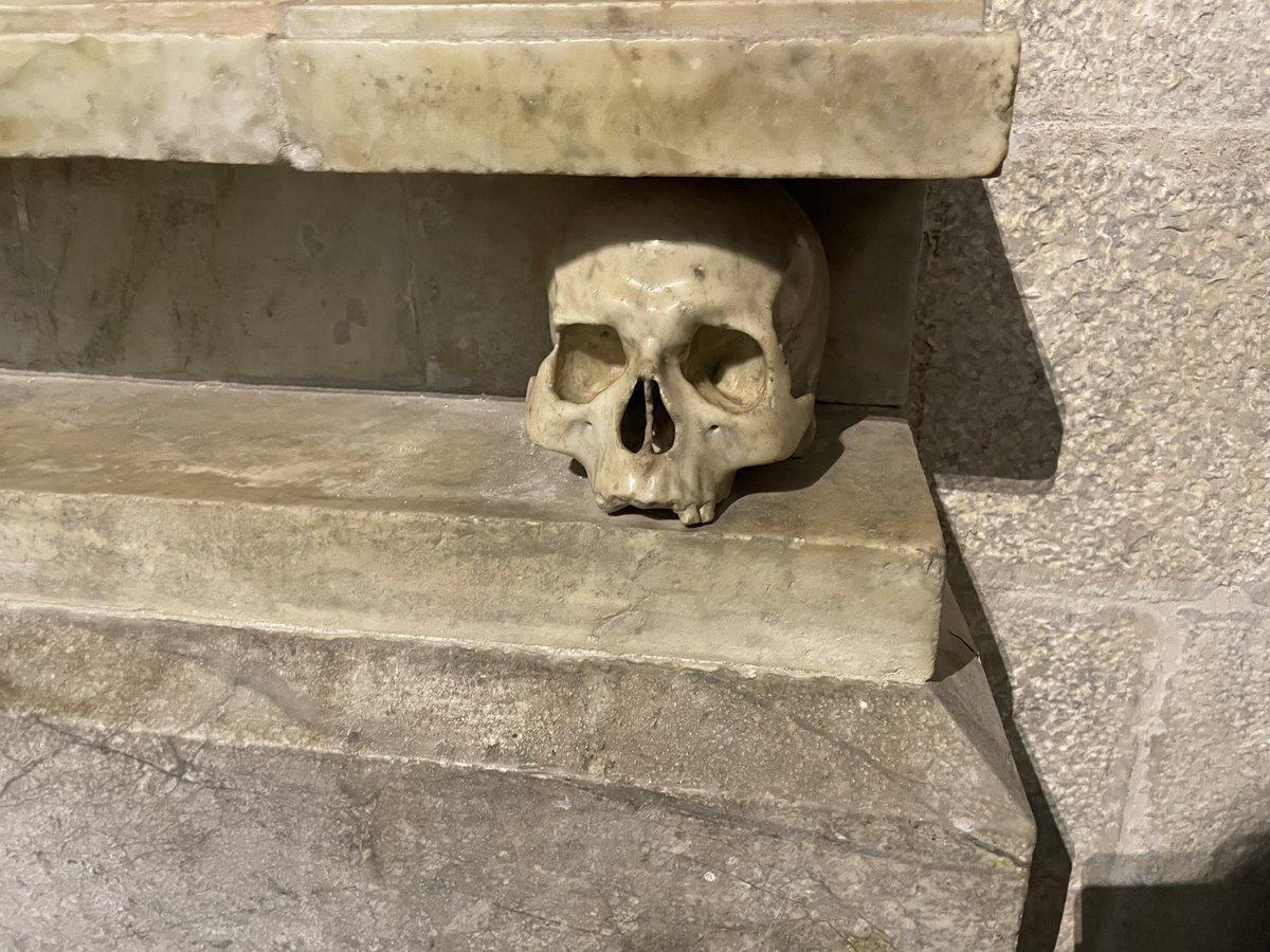 Trey_Explainer's tweet photo. This church is metal af 

Carved marble skulls and bones go hard https://t.co/kWlmP5x0Dd