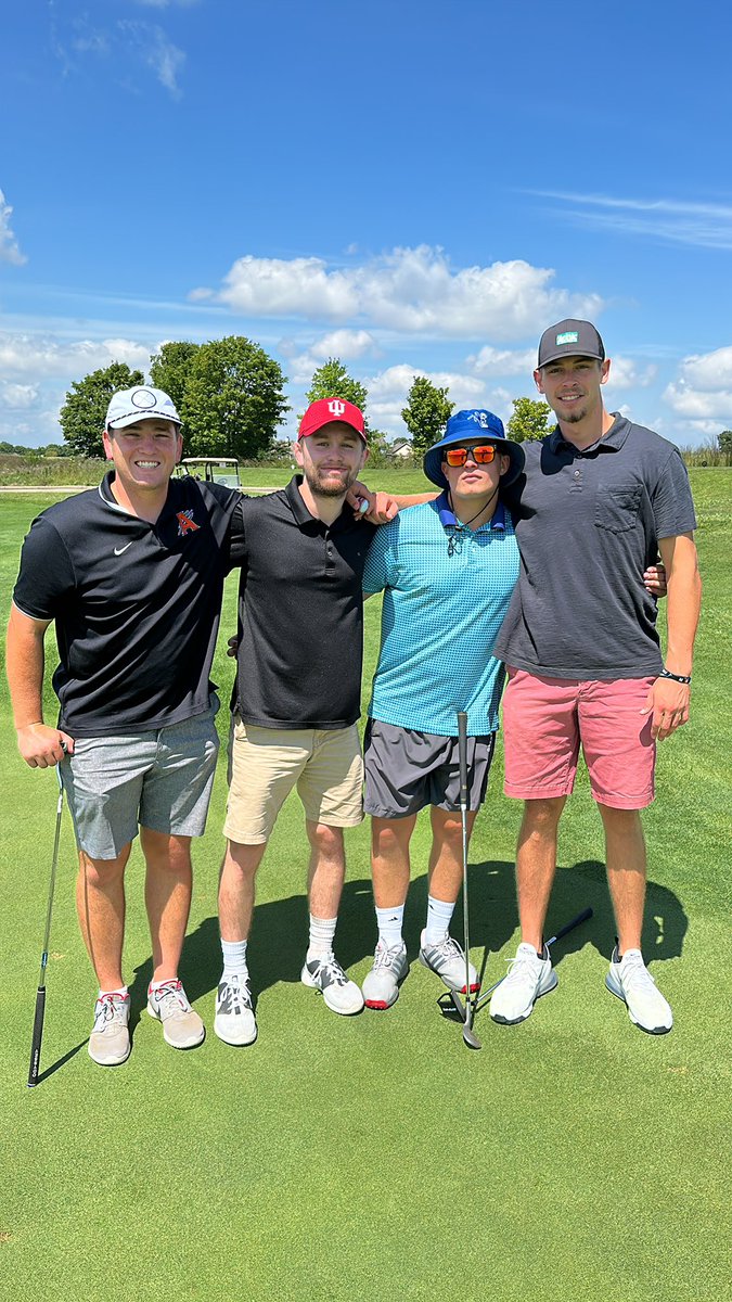 Hounds Wrestling tweet media