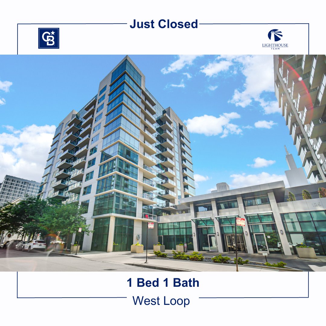 LTHSE_Chicago's tweet photo. Congratulations to our seller. We wish nothing but love and blessings to the new buyer who was so excited for his new bachelor pad. Live it up! 🎉🥳 Alexa play Good Life by Kanye West.   #justclosed #justclosedchicago #chicagorealestate #chicagorealtors #chicagolandrealestate https://t.co/CLTXhyJIQN