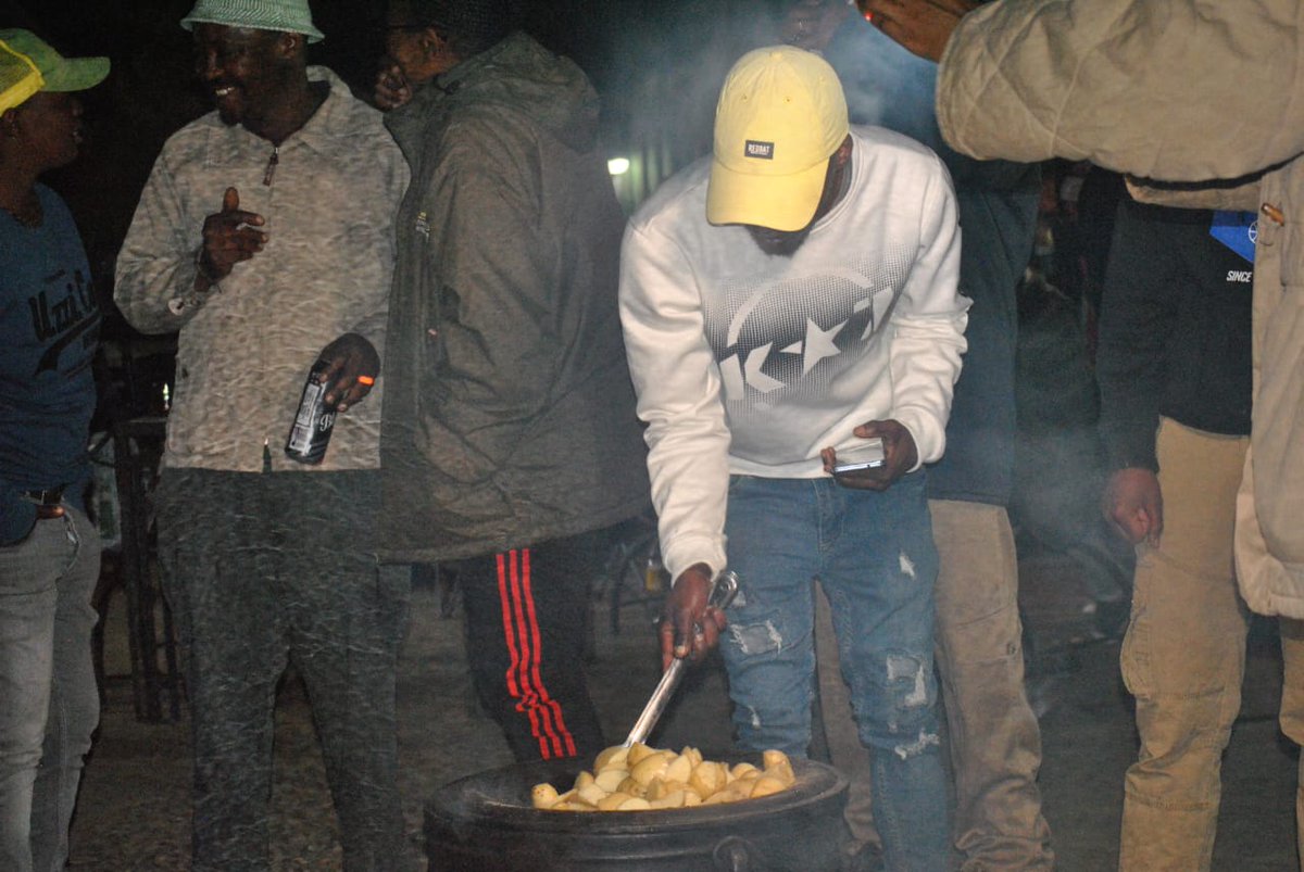 FSDESTEA's tweet photo. Potjiekos Challenge at the Free State 2023 Tourism Month launch and Camp-Out Experience.
#TourismMonth2023 #CampOutExperience #FSTourism #DESTEA https://t.co/sRWpltdee0