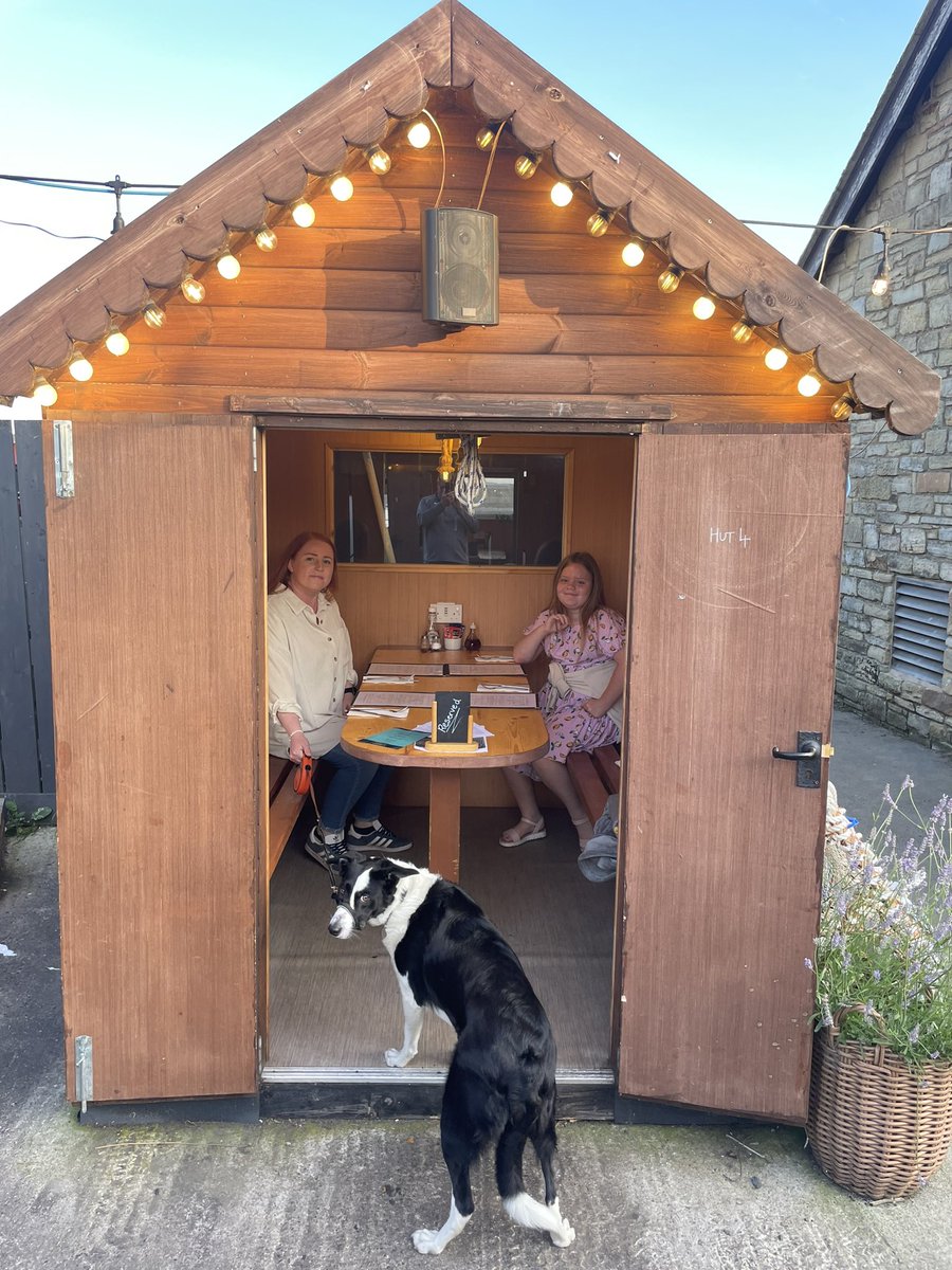 NeilMAnderson73's tweet photo. Tea with a view ๐ #amble #Northumberland #fishshack https://t.co/2LqfiQMRHQ