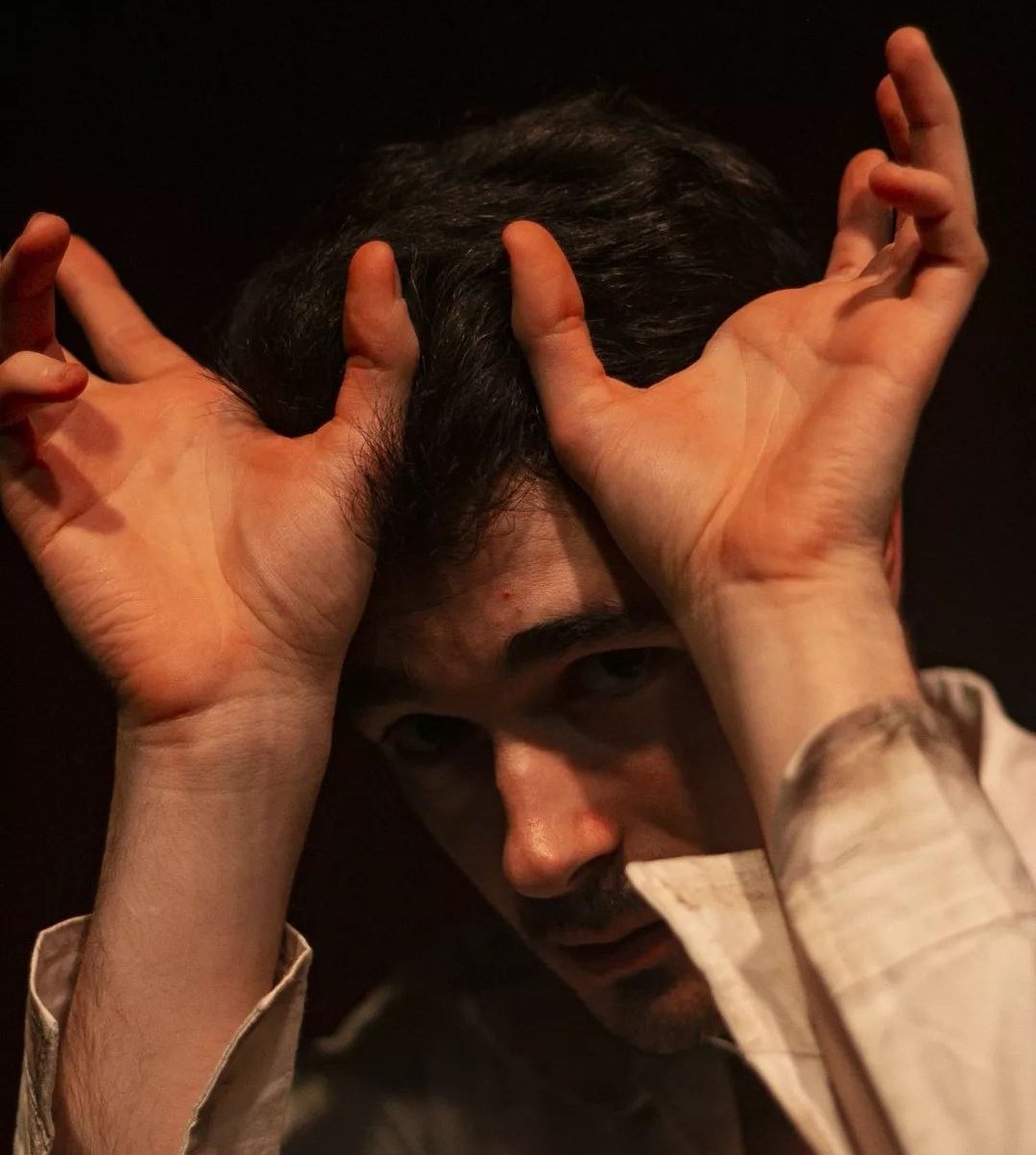 wozmanagement's tweet photo. You lucky things! Returning by popular demand for tonight only #TheRottingHart with @DanOrejon @edfringe #horror in #English and #Spanish Exquisite physicality and storytelling ๐ Photo credit @MollyWilders
Gx
https://t.co/uao2XKRgkf https://t.co/FhZ4Ut2WMB