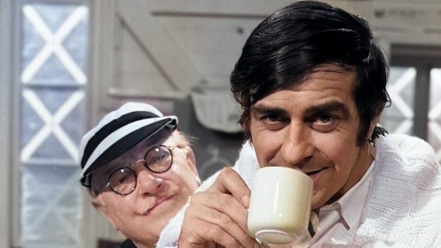 SaveRedlandLibr's tweet photo. 7:15pm TODAY on @BBCFOUR
From 1970, s4 Ep 10 of 13 of #Comedy #DadsArmy - “The Test” directed by #DavidCroft & co-written with #JimmyPerry
Hodges challenges Captain Mainwaring to a game of cricket. Hodges recruits Ernie Egan (#FredTrueman), a professional cricketeer. https://t.co/DdhdVZB9oY
