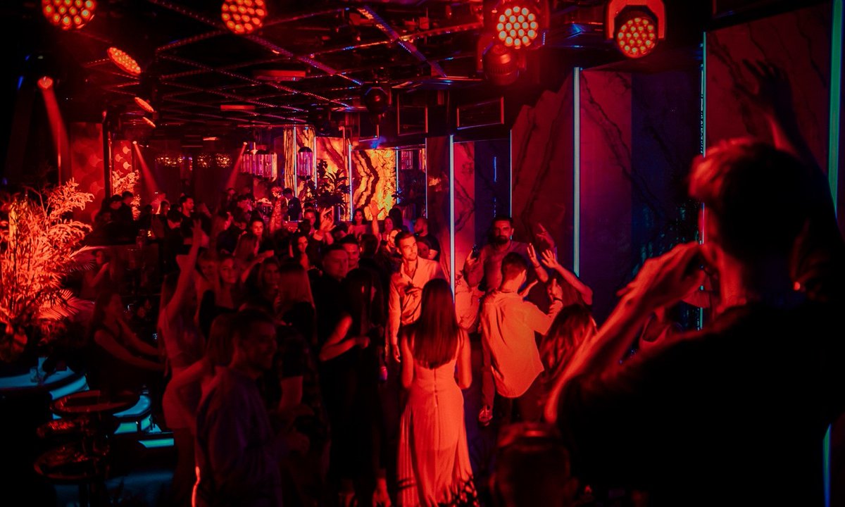 DjSladkayaCat's tweet photo. #ClubLife #HouseMusic 🙋🏻‍♀️🙋🏻‍♀️🙋🏻‍♀️ https://t.co/iHsNF6Pa9r