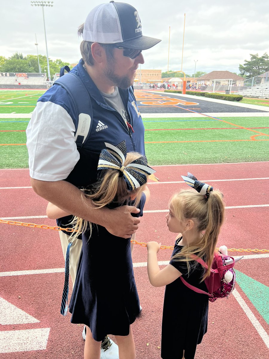Pretty great second half and the girls got hugs from daddy and high fives from some of the boys! We’ll get the win next week! @CoachMack2017 #WeAreLemont 💙💛🏈