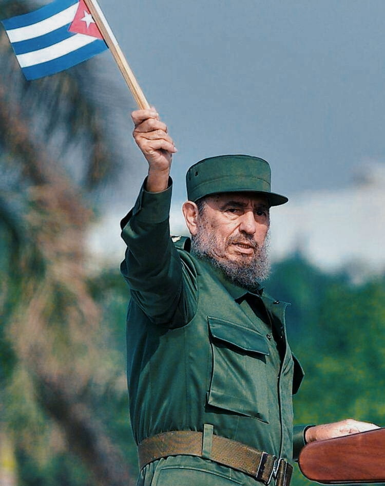 'Luchar por la paz es el deber más sagrado de todos los seres humanos' #Cuba #FidelPorSiempre