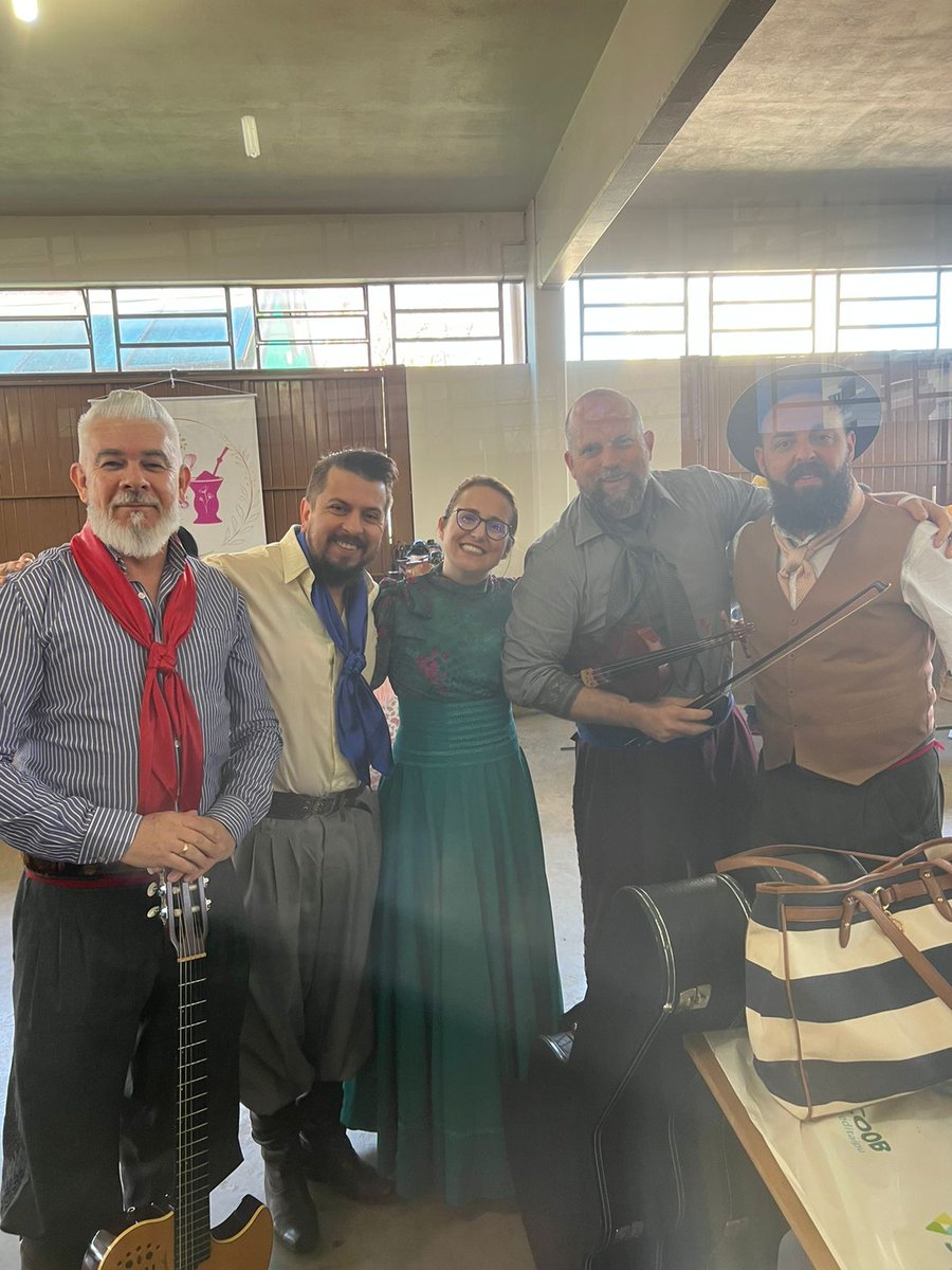 klanov's tweet photo. We need music! @herancagaucha #herancagaucha https://t.co/qhlIAxjV86