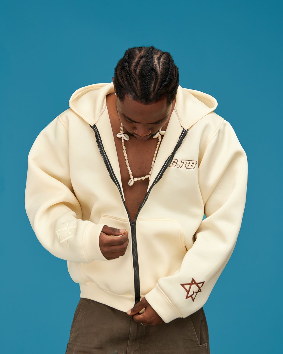 mebz_927's tweet image. Voice of the Voiceless @KWAMEDAME_ 👑
#somethingIsCooking