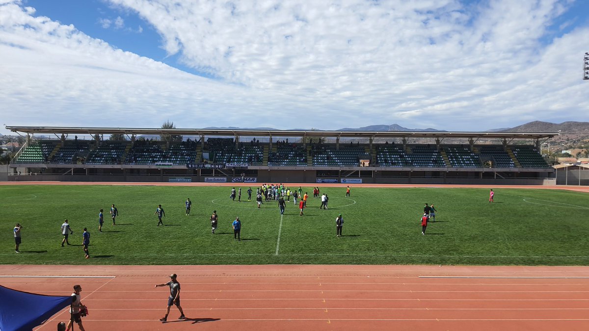 cabarraza's tweet photo. Fin del partido en Estadio Diaguita: @ProvOvalle 1 - 0 @ColinaSadp
#TerceraA #TerceraDivisionA @CanalFutbol3ra @RumboaPrimeraCL @enelcamarin @somosterceracl https://t.co/AT7nkbL0hO