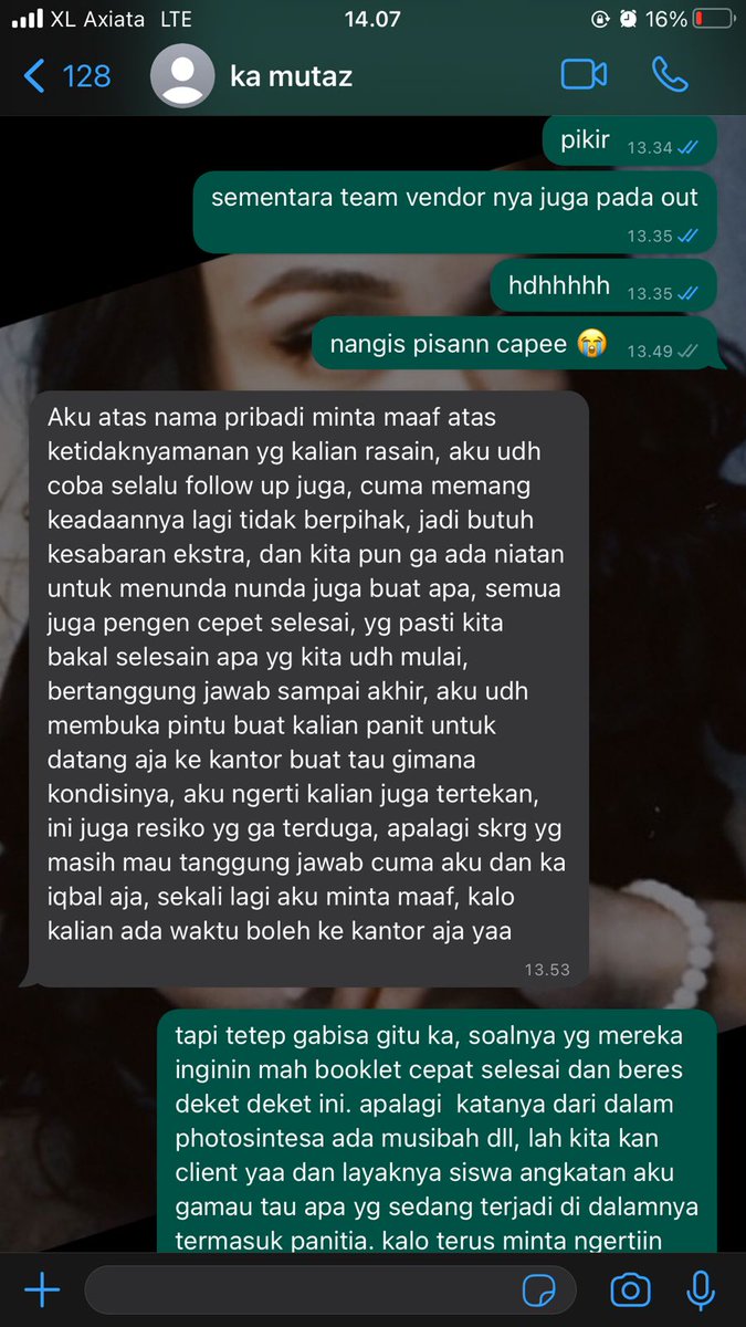 dvilamorm's tweet photo. Janjiin tanggal 20 mei buat bagiin booklet, tanggal 20 gajadi. Mereka bilang tanggal 10 juni. Eh tau taunya booklet kita baru masuk percetakan bulan ini wkkwkw https://t.co/xhy2axJGvt