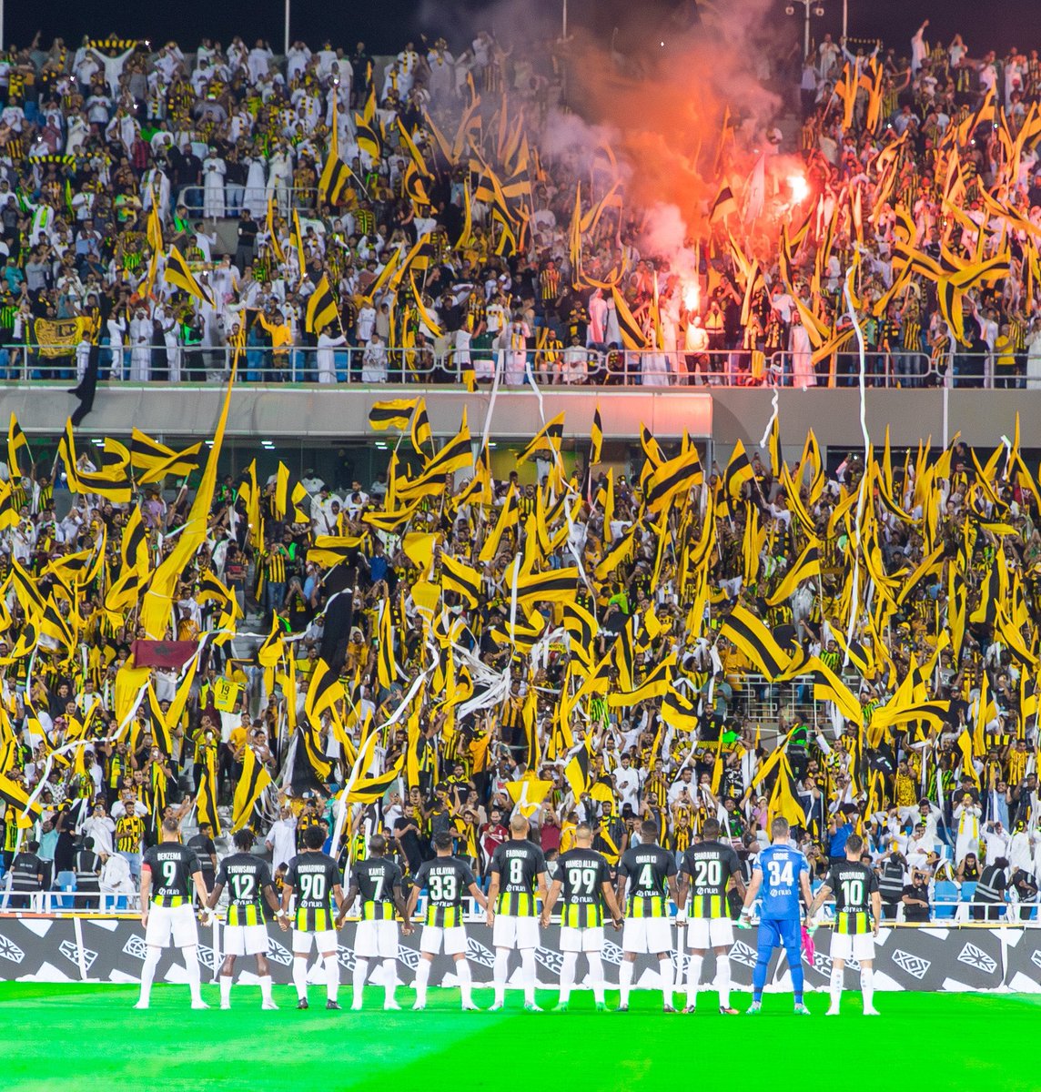 maniastat's tweet photo. 🟡⚫️ يتصدر نادي #الاتحاد قائمة أكثر اللاعبين تواجدًا في تشكيلة الجولة في دوري روشن الموسم الحالي (8 مرات)

🇲🇦 عبدالرزاق حمدالله (3)

🇧🇷 مارسيلو غروهي (مرة)

🇧🇷 ايغور كورنادو (مرة)

🇸🇦 أحمد بامسعود (مرة)

🇸🇦 أحمد شراحيلي (مرة)

🇸🇦 مهند الشنقيطي (مرة)

#ManiaStats 🟡⚫️ https://t.co/K8SzZvpZBz