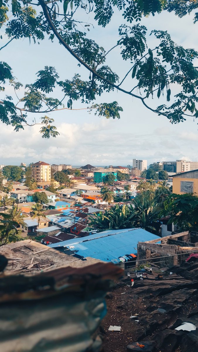 liberianese's tweet photo. Bright light city life
🇱🇷🇱🇷🇱🇷
#overseas_home
#Mamaliberia https://t.co/vR9guM1C6y