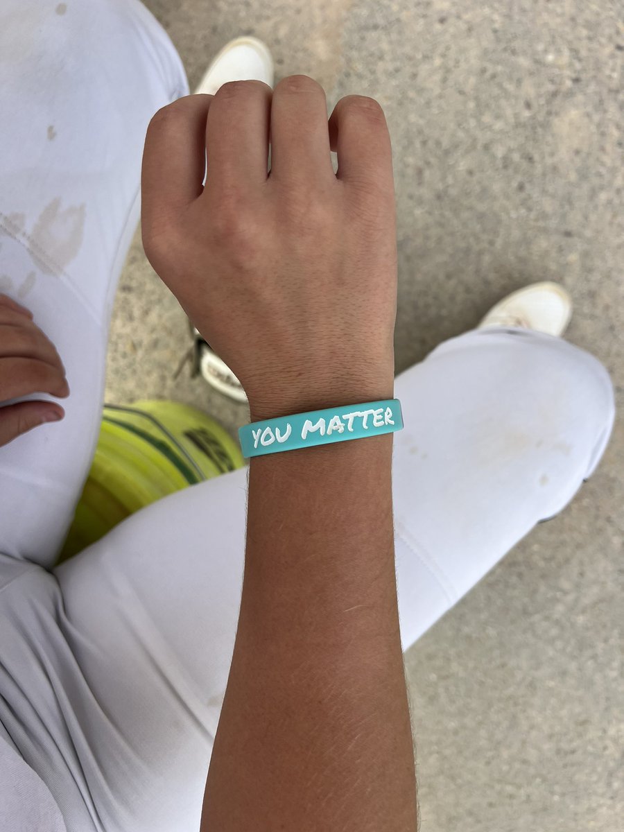 USFCougarsSB's tweet photo. Forever and always playing for Paige💜🩵

You matter, you are loved, and it’s okay to ask for help.

#PlayforPaige33 https://t.co/7w4Ogn5f25