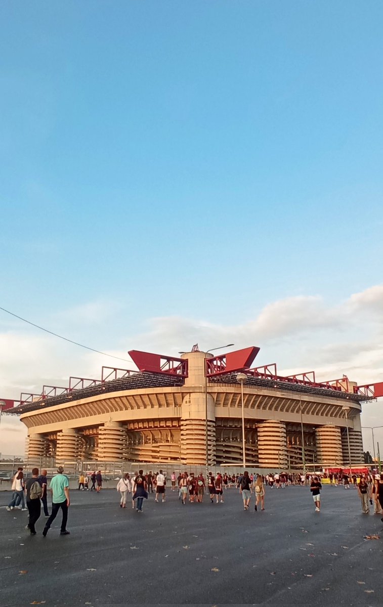 Papeethinaikos's tweet photo. Mi sei mancato da morire. ❤️🖤
#MilanTorino #MilanToro https://t.co/vaLrSTHYBf