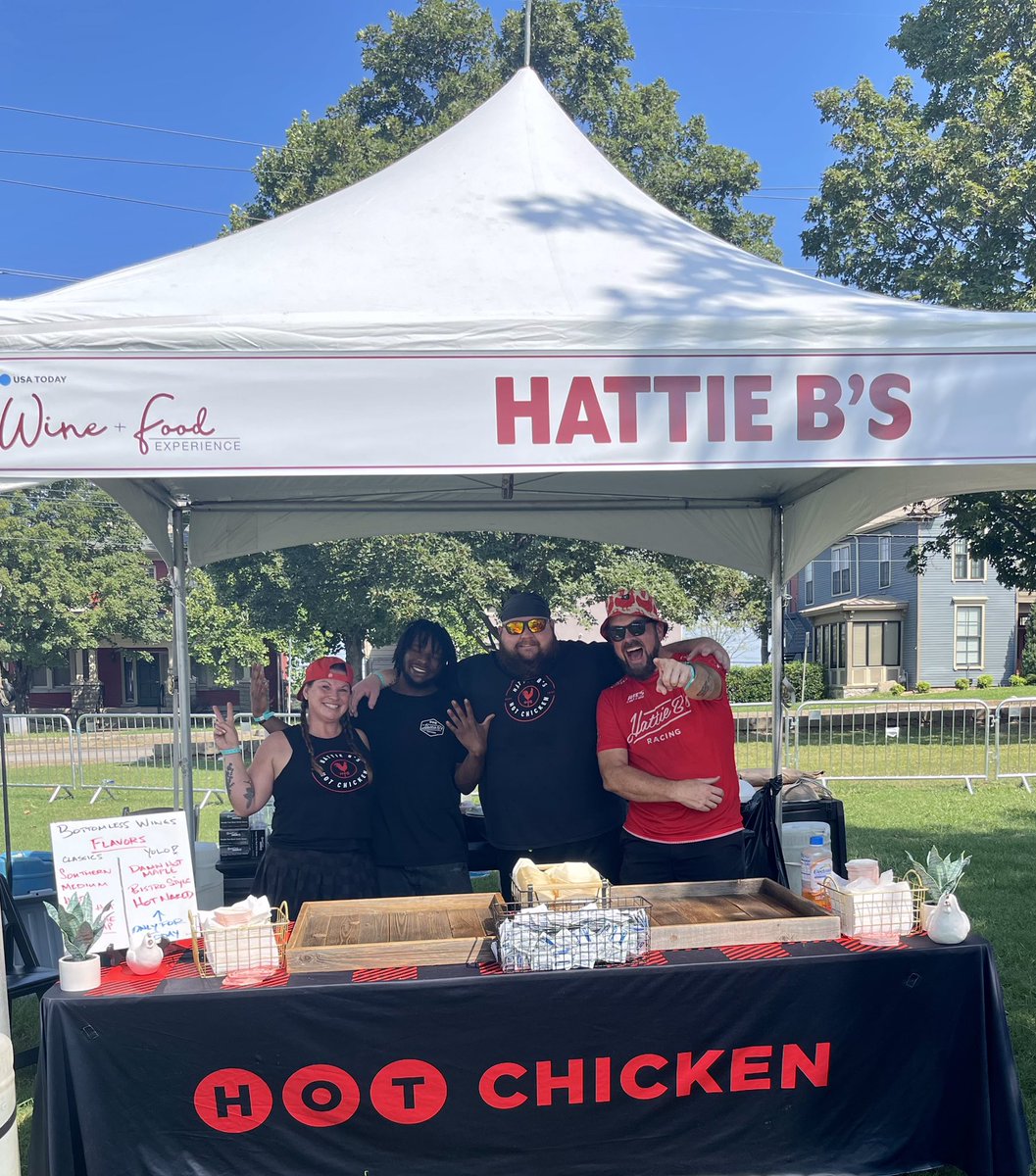👋 Nashville! We’re serving-up hot wings ‘til 4 at the 1st annual USA Today Wine &amp; Food Experience at East Park! 

Stop by for a little flavor roulette with your favorite heat levels and a few event “exclusives" like Damn Hot Maple Glaze Wings with Fried Waffle Crumbles. 😍