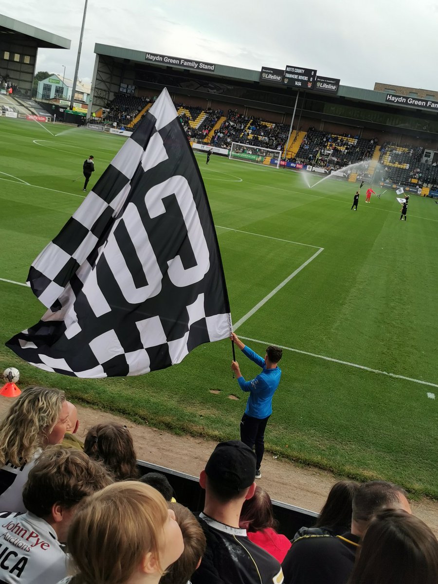 ricco1862's tweet photo. 2 blatant hand ball shouts for a Peno not given. Ref was abysmal today. 3 points taken @JohnJBostock ran the show today #BossedIt credit to @JodsJones too #SolidNeverStopped https://t.co/eGAMjrAZSt