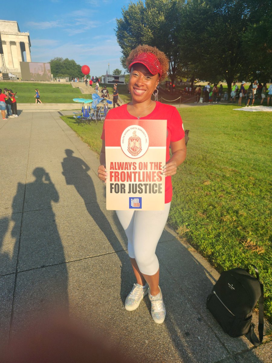 msnccualumni's tweet photo. March on Washington 60th Anniversary at the Lincoln Memorial #MOW #MARCHONWASHINGTON #DST1913 https://t.co/srYJSk8YtL