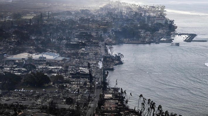 LaurentAlfonso's tweet photo. How To Prepare For Major Natural Disasters—From Wildfire To Hurricanes by @Forbes https://t.co/veCHKs1mPw https://t.co/dzZEi9okCw