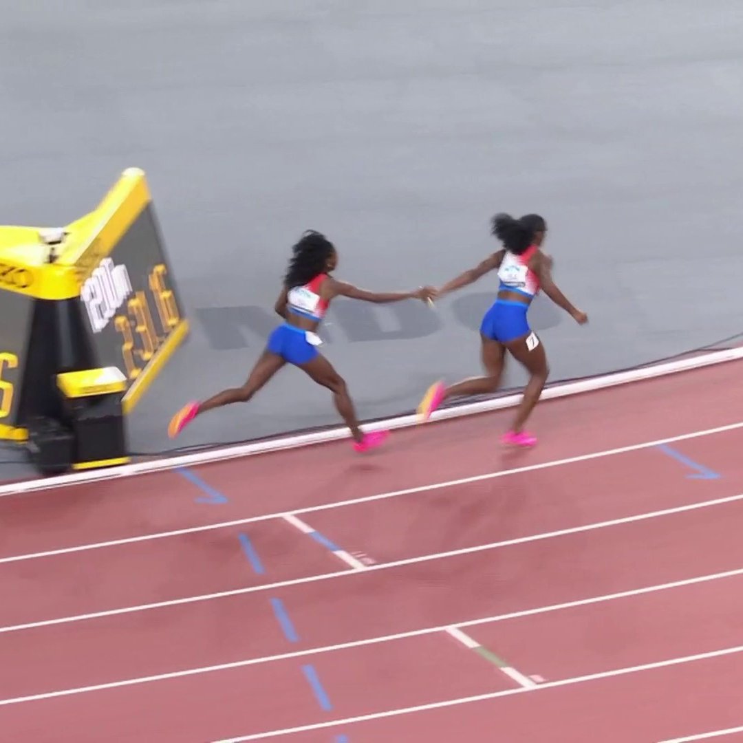 travismillerx13's tweet photo. 🇺🇸United States 4x400m has been DQed with the final exchange outside of the zone
#WorldAthleticsChamps https://t.co/c9vduMOz4z