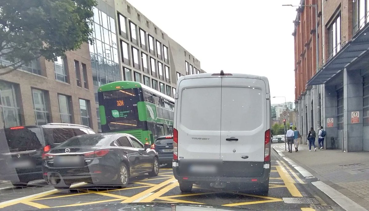 Dublin Fire Brigade tweet media
