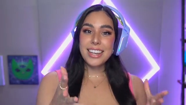 Ihascupquake Cleavage