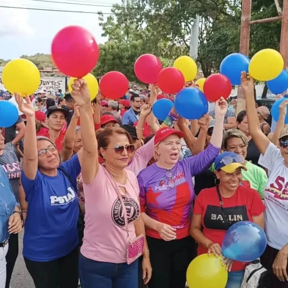 Pueblo psuvista de la parroquia capital de Gómez marchó en respaldo al presidente Nicolás Maduro
goo.su/qmc0xt
#YulimarEsVenezuela