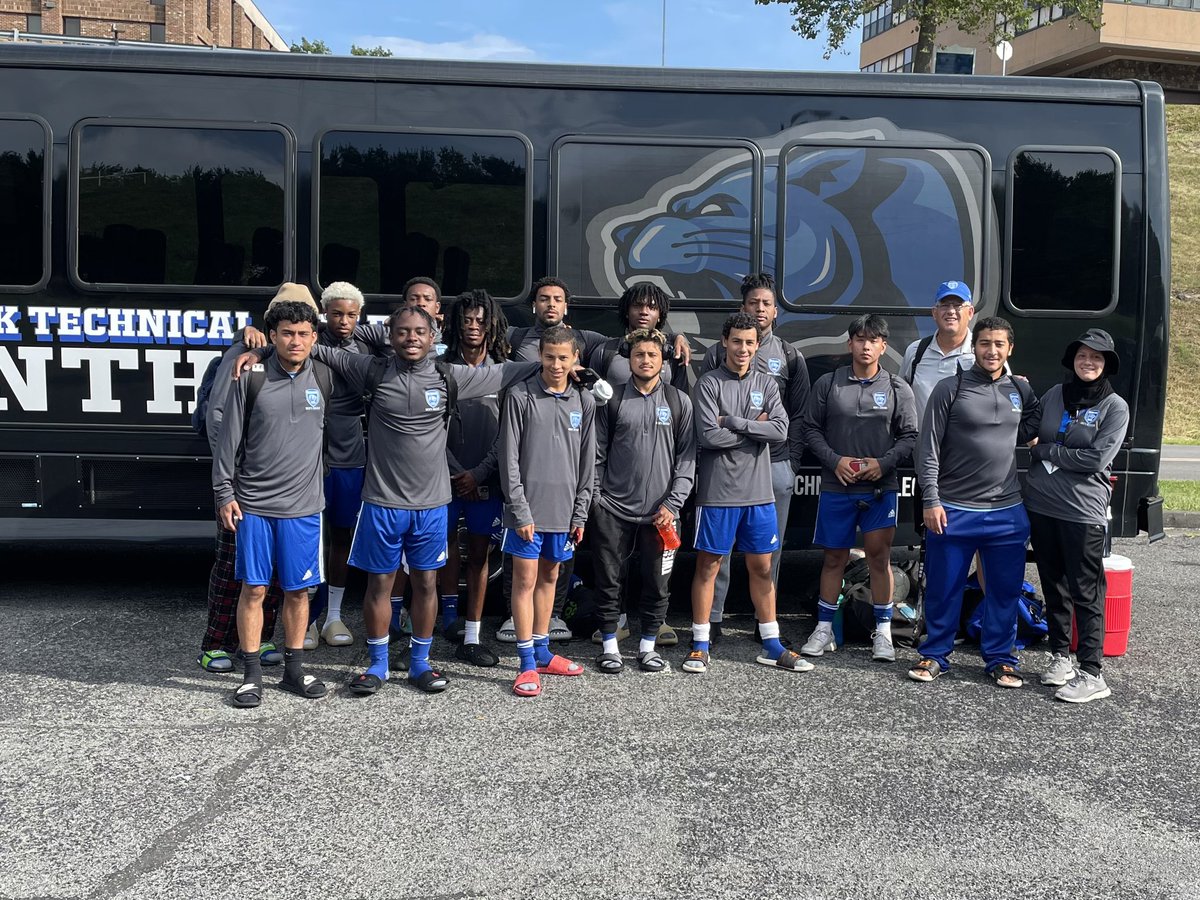 socermills's tweet photo. Got our first win today as coach of Denmark Technical College.
3-0 over SWVirginia CC. Second is school history. More to come
#ClawsOut 
#ManUpDoRight
@DenmarkTechSC https://t.co/kUMYC6n0w1