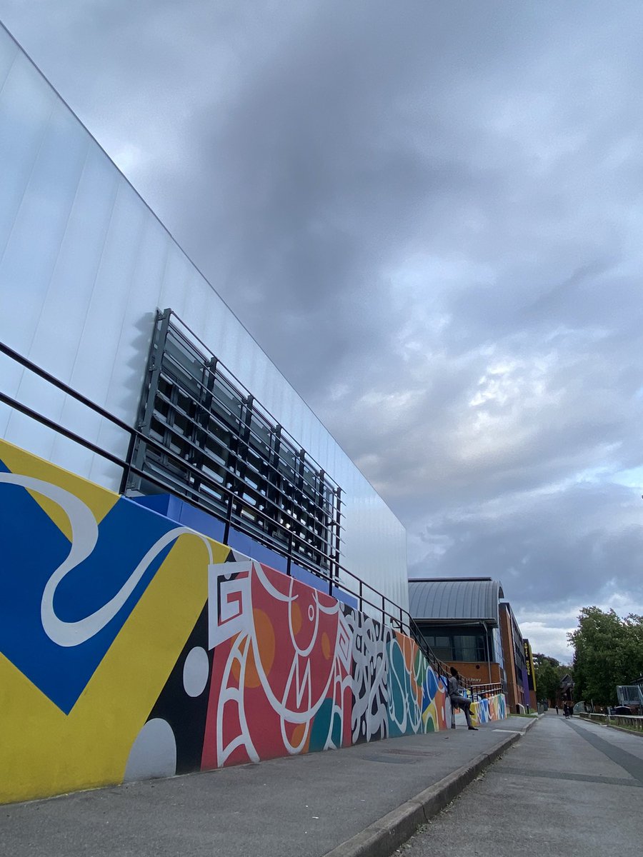 femiyartmazing's tweet photo. Ewa - 2023
Exploration of cultural fusion and the power of Public Art.
Paint by @Albanypaint highly recommended β€οΈπ₯ π¨
@Brewerspaints @wallpaperdirect
#finaajorproject #ucafarnham #2023 #exhibition #ukartist #fineartist #mural https://t.co/3rKJnoQQEK