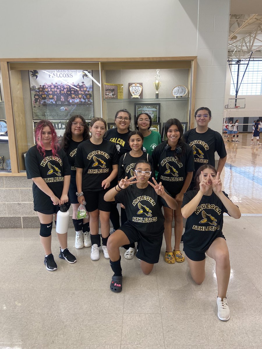 Alyse Heinricks tweet media