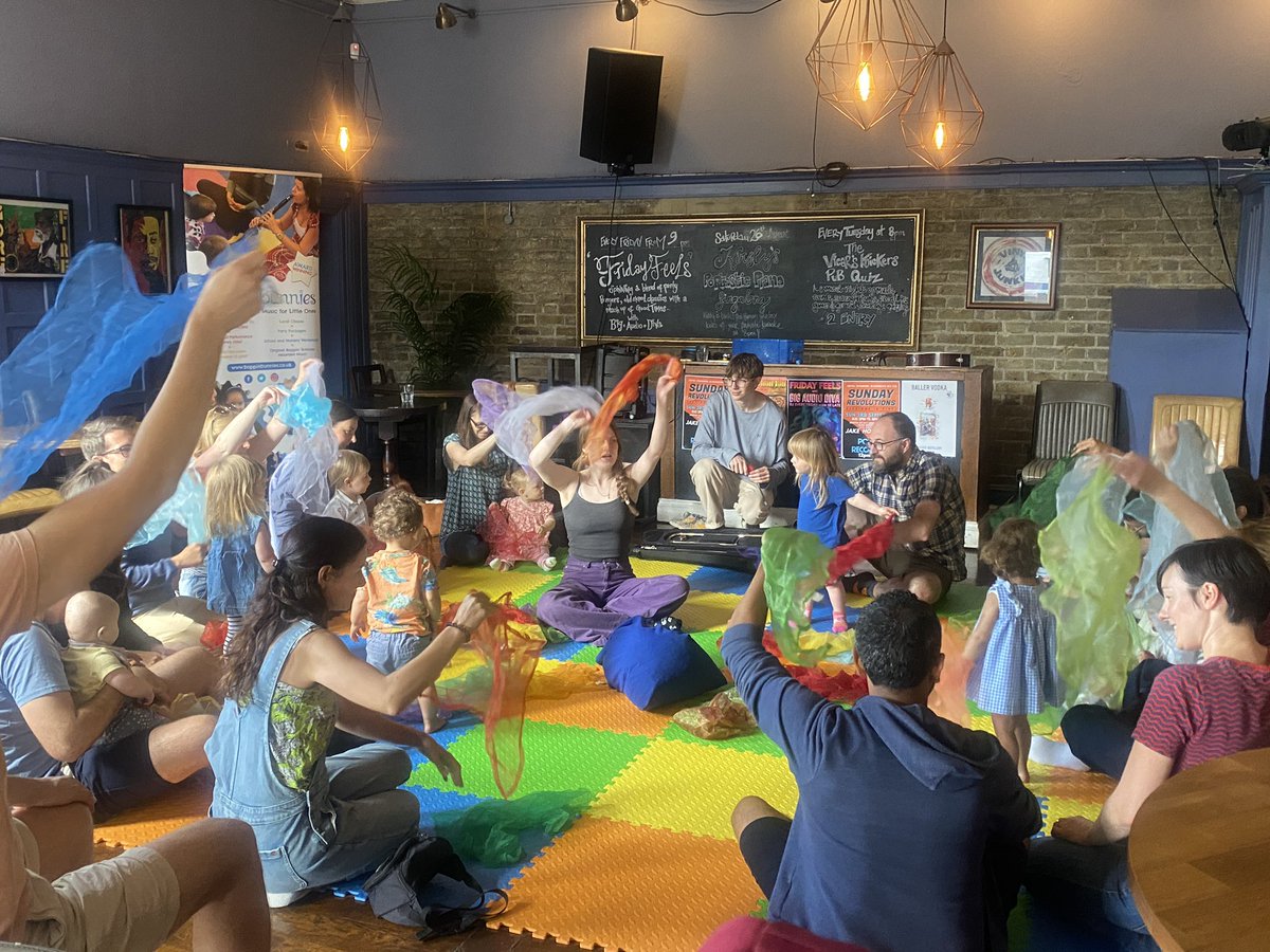 BoppinBunnies's tweet photo. Awesome Music show today! Our Woolwich Works Show is sold out. Weekly music classes start on Mon 4th Sep, book now, spaces going fast. 🌟#babyclasses #toddlerclasses #supportlocal https://t.co/0IHuHjnYre @woolwich_works @telegraphhillc1 @ShrewsburyHse @DansonStables @Love_SE4 https://t.co/FuBkrMHDgw