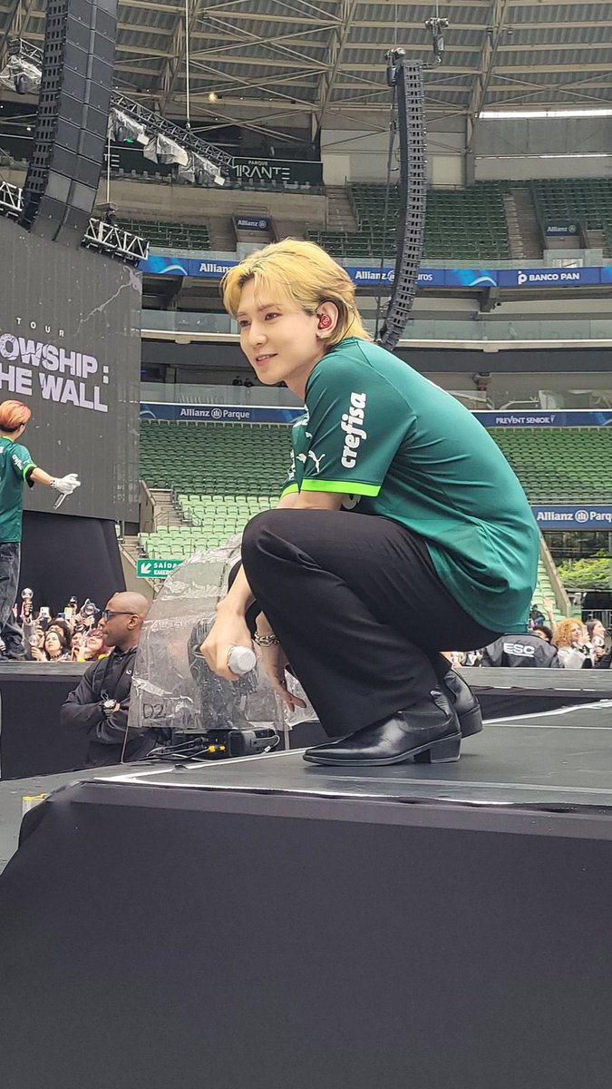 yunhospider's tweet photo. ELES ESTÃO COM A CAMISA DO PALMEIRAS EU REPITO ELES ESTÃO COM A CAMISA DO PALMEIRAS ISSO NÃO É UM TREINAMENTO #ATEEZ #ATEEZinBrazil #Break_The_Wall_SP #BREAK_THE_WALL_LATAM https://t.co/LLaaDwdTUJ