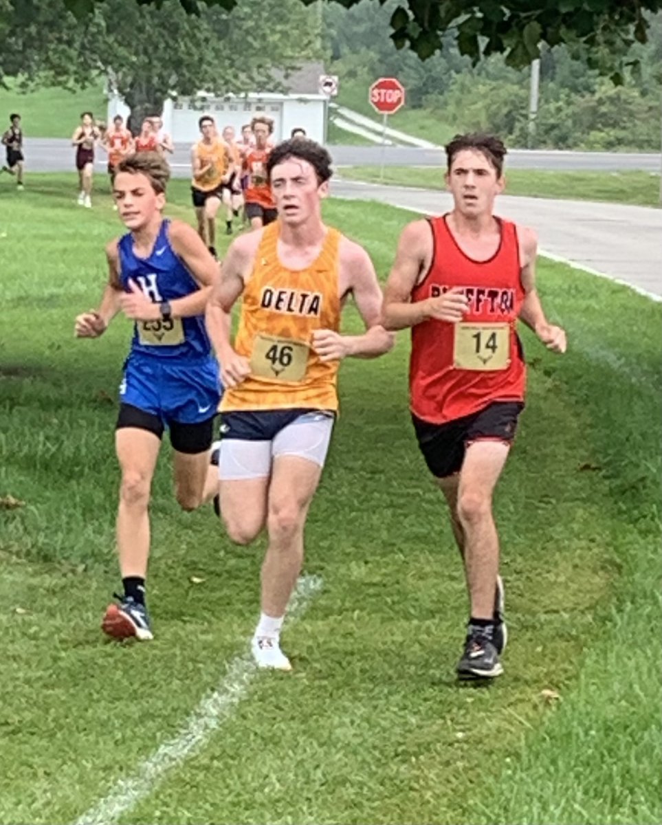 PrinDHS's tweet photo. Here are some more pics from the boys race. ⁦@DeltaEagles_⁩ ⁦@delcom_schools⁩ https://t.co/X2ijy8m84f