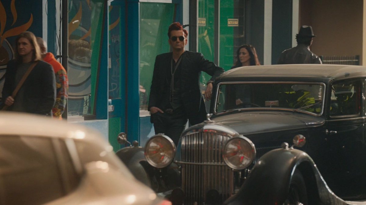 azfellndco's tweet photo. crowley confessed even though he knew it was over, kissed aziraphale like a desperate act to make him choose their side, left the bookshop but stayed outside until he could no longer see aziraphale, and only then did he leave "because, underneath it all, crowley was an optimist" https://t.co/cH7eBtixOT