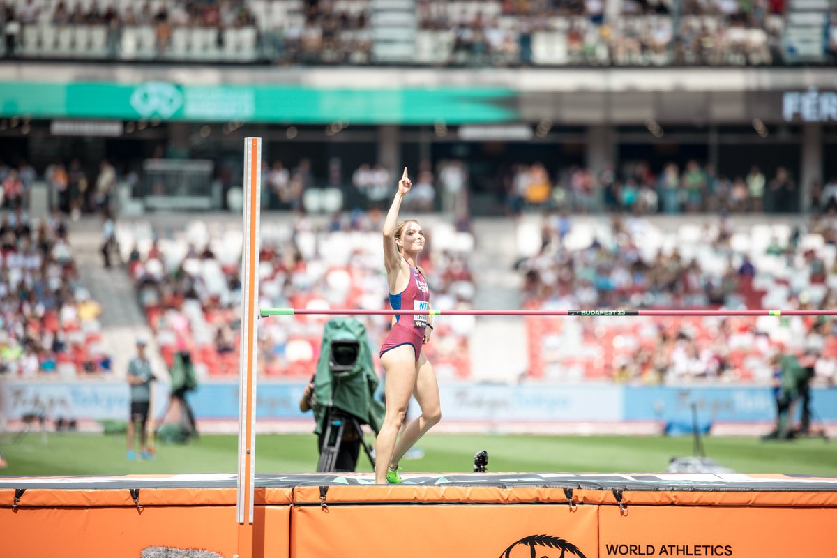 _charihawkins's tweet photo. A Dream Come True!✨♥️

World Championships 2023

Hurdles: PB
High Jump: SB
Shot Put: PB
Day 1 Score: PB
Long Jump: SB
Javelin: PB
Overall Score: PB

This year was full of so much hard work. Not just my work, but the work of my team. Thank you an overwhelming amount to the people who have given me guidance, words of encouragement, motivation, reassurance when I needed it.

Grateful seems like the only word I can think of. I'm grateful for this life. I'm grateful for the support I receive. I'm grateful for the opportunities that I have, and I'm grateful to be healthy and happy.