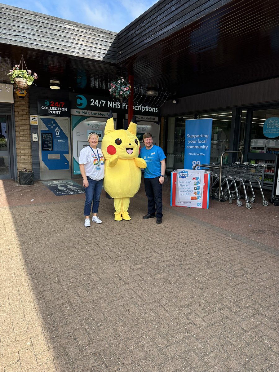 Was all happening at <a href="/coopuk/">Co-op</a> Cadham store today. Fundraising event for <a href="/barnardos/">Barnardo’s</a> our charity of the year and also had <a href="/ShirleyDenton12/">Shirley Denton</a> and gayle promoting our membership offer, talking all things members prices with our customers 😁 <a href="/CranstonGraeme/">Graeme cranston</a> <a href="/andybDGM/">Andy Baird</a>