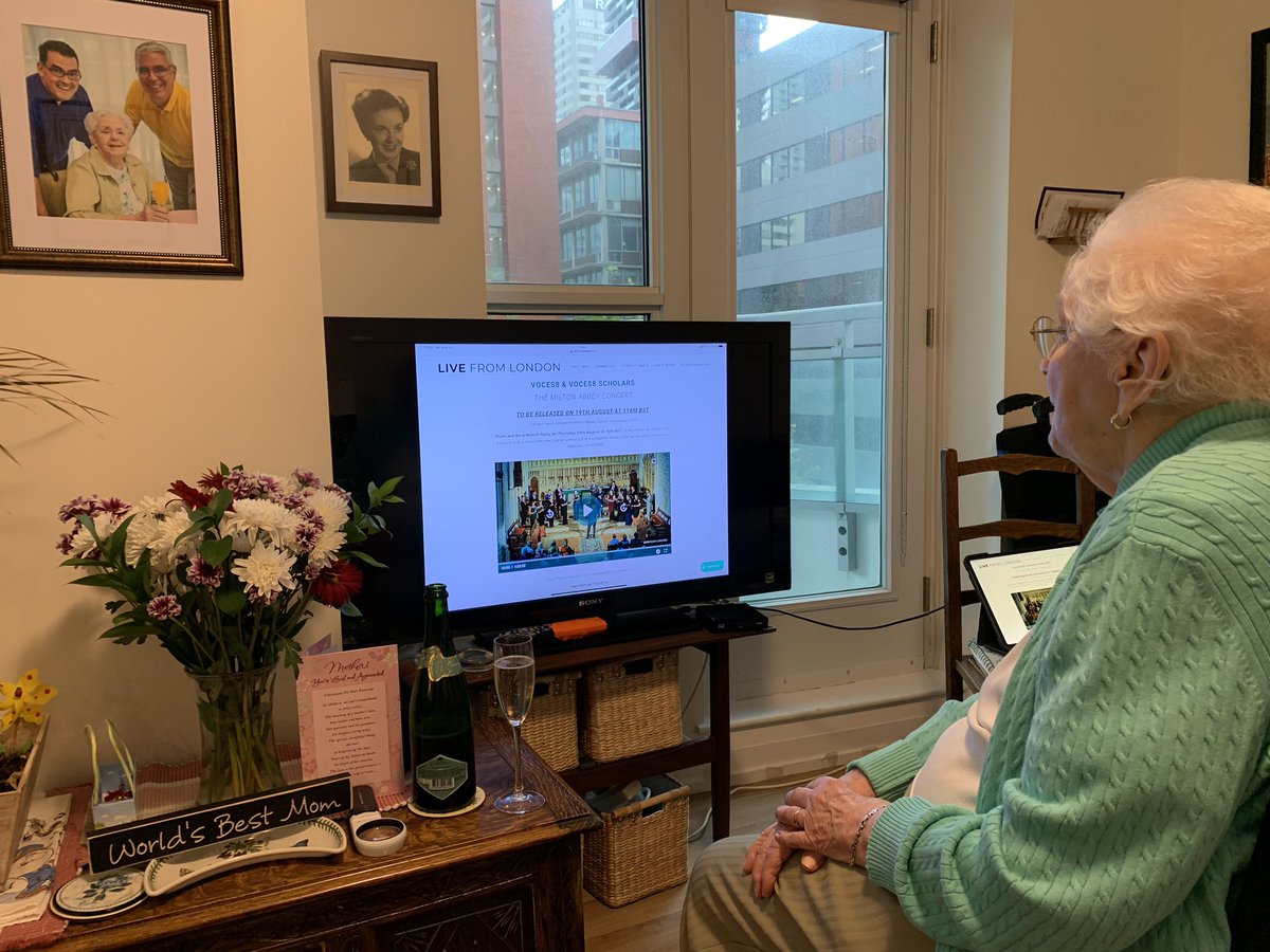 With @kmbeing Celebrating part 2 of our mother’s 93rd birthday with <a href="/VOCES8/">VOCES8</a> Milton Abbey concert. Thanks to #LiveFromLondon