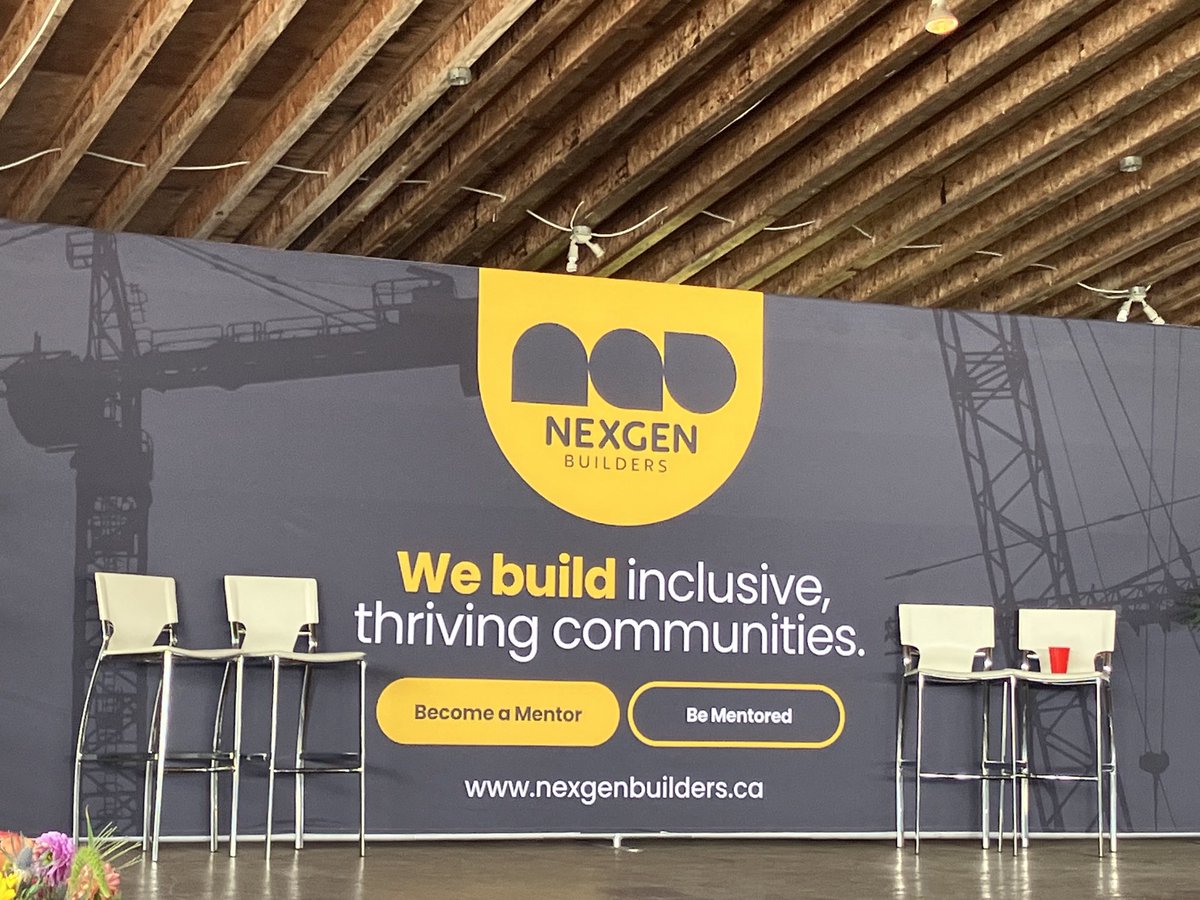 Mrs. Lowhar tweet media