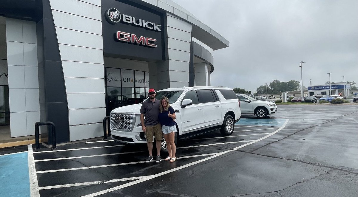 PASTArrific's tweet photo. 💃Thank You Ryan @McGonigalBGC for sending Danielle and Christopher Kaufman to PASTArrific for lunch after purchasing their 2023 YukonXL! 🚘🍤🍹 https://t.co/DvHJ6qmrNu