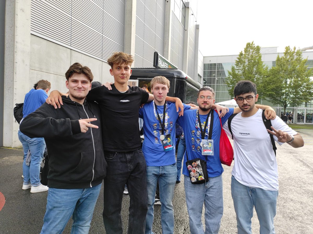 We got 🥉in the German Champs by <a href="/NintendoDE/">Nintendo DE</a> 

The matches were super close but we lost 1-3 to KaiZer unfortunately 
GGs to them!

Also we have something to announce we are gonna be called Black Lotus from now on!!!⚫️🌸

The reason is because of copyright issues.